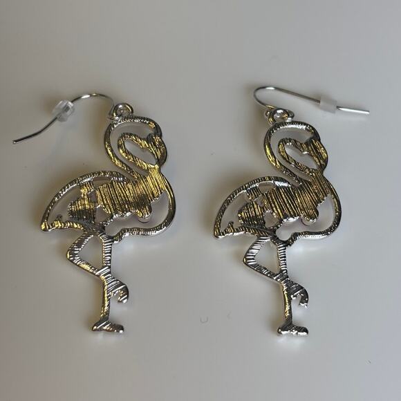 Flamingo Pink Rhinestone Silver Tone Dangle Drop Beach Vacation Earrings NWT - Picture 2 of 3